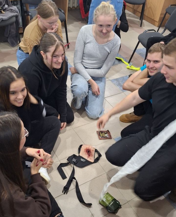 Мистецтво тампонування ран від Віталія Калиновича